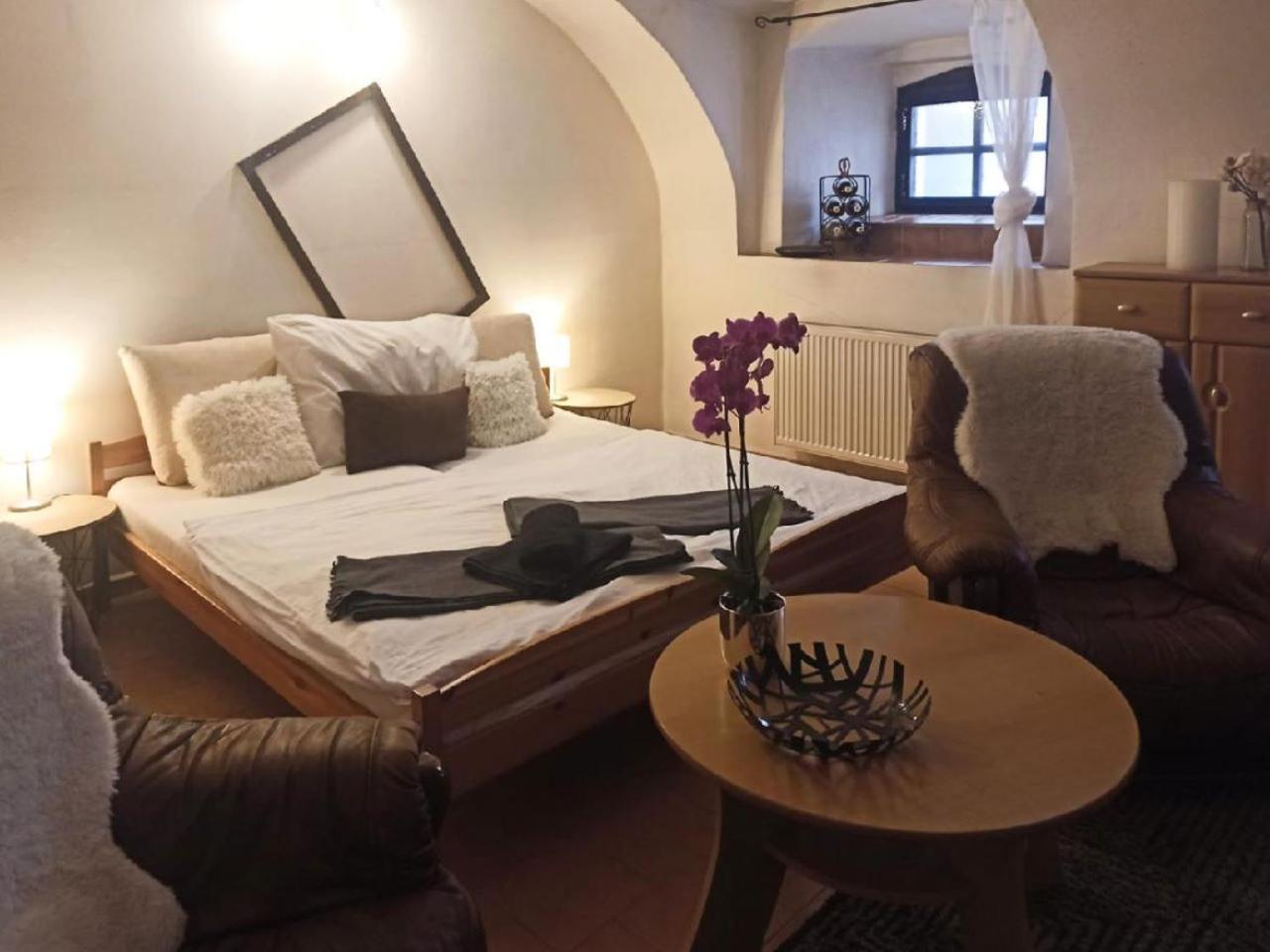 Apartmany Ziakova - Ubytovani Nove Hrady 111 מראה חיצוני תמונה